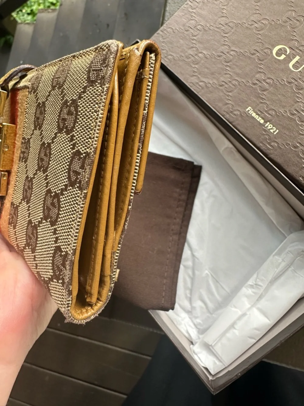 Gucci Jackie Long Wallet - Picture 7 of 12